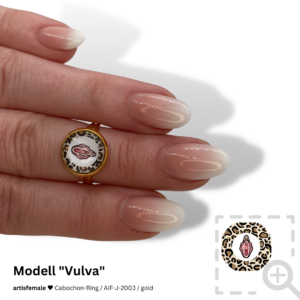 Cabochon-Ring "Vulva"